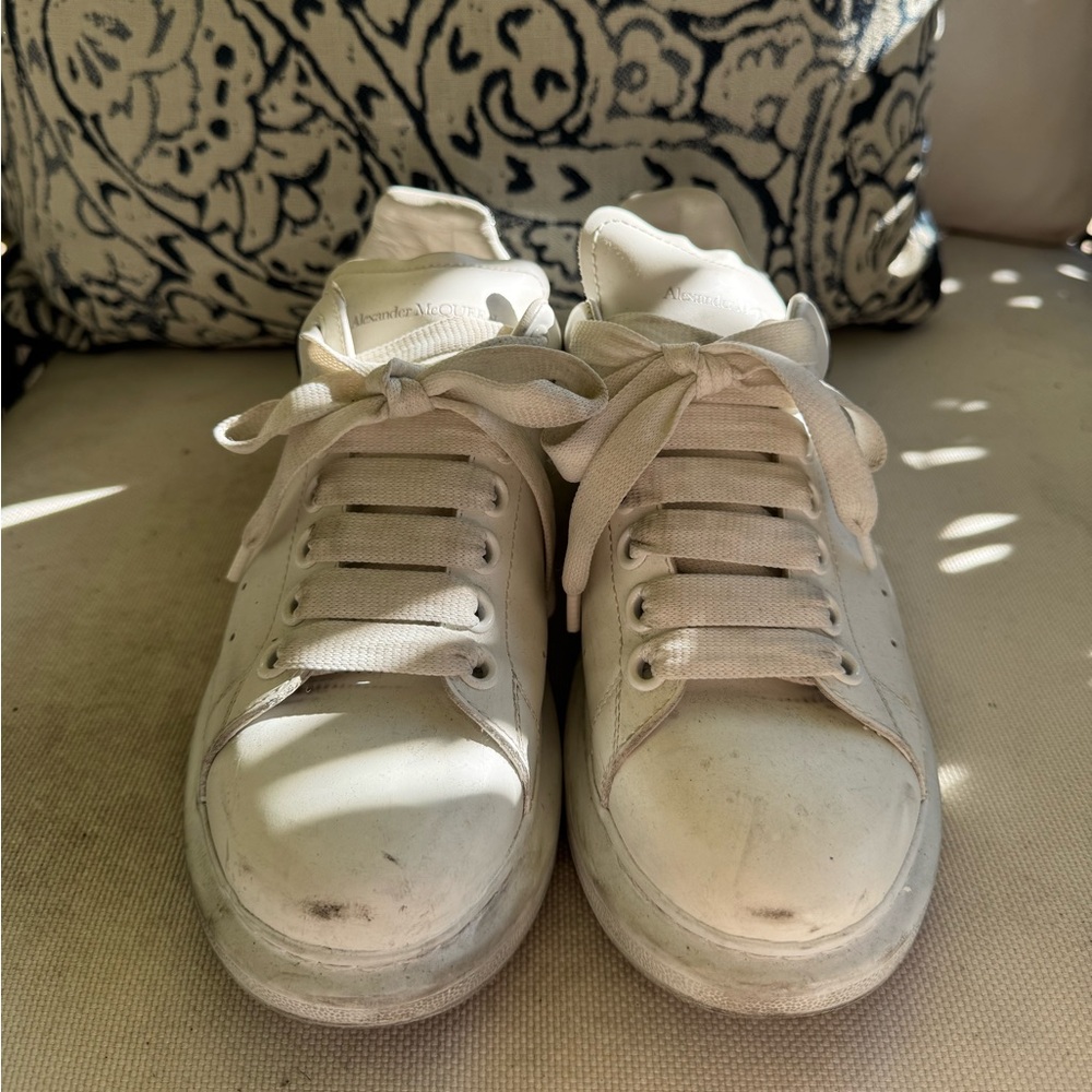 Alexander McQueen White Sneakers with Black Pattern Accent
